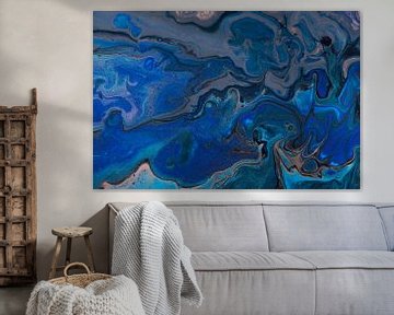 Fluid colors: Blue currents by Marjolijn van den Berg