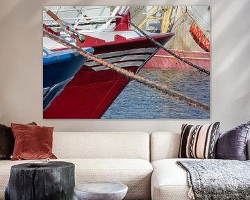 Visserschepen in de haven van IJmuiden afgemeerd van scheepskijkerhavenfotografie