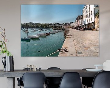 Le quai de Douarnenez en Bretagne, France sur Martijn Joosse