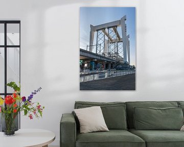 Eisenbahnbrücke Die Zwijndrechtbrücke über die Alte Maas in Dordrecht von Patrick Verhoef