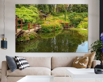 Japanse tuin met pagode en bruggetjes, Powerscourt, County Wicklow, Ierland van Mieneke Andeweg-van Rijn