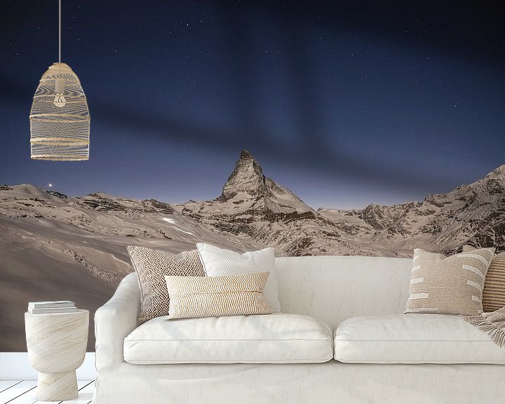 Beispiel fototapete: Matterhorn im Mondschein nach dem Sonnenuntergang im Winter von Martin Steiner