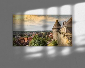Kleurrijk zonlicht over het kasteel in Bad Bentheim