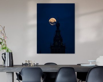 Supermoon at the St. Stevens Tower by Femke Straten