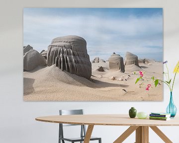 Zandsculpturen op het strand van Jan Huneman