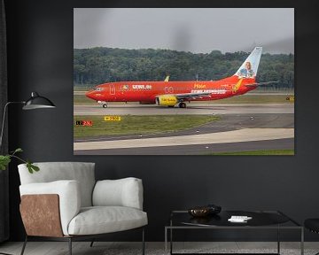 TUI fly Boeing 737-800 met CEWE Fotobuch livery.