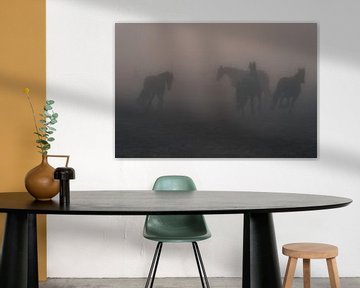 Pferde im Nebel von Rene scheuneman