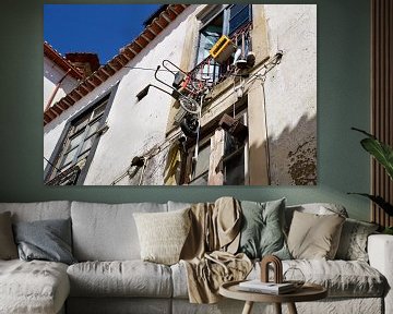 Franse balkons in Portugal van Charley Aimée