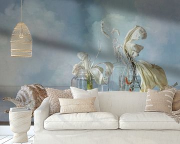 Still life 'Between heaven and earth XII' by Willy Sengers