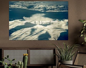 Schneebedeckte Berge in Nordnorwegen Luftaufnahme von Sjoerd van der Wal Fotografie