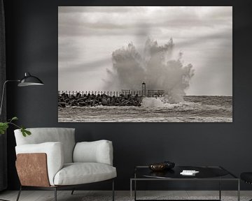 Vuurtoren omringd door de zee in Denemarken van Katrin May