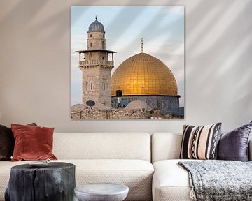 El-Ghawanima minaret en koepel op tempel rots in Jeruzalem, Israel
