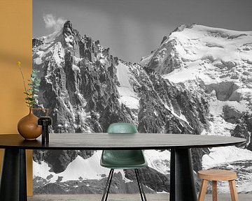Aiguille du Midi and Mont Blanc du Tacul by Menno Boermans