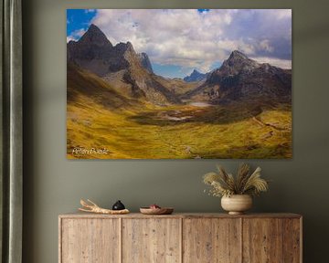 mountain range in Peru by PeterDoede