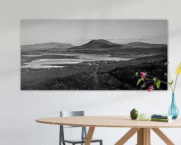 Uitzicht op Achill Island, Ierland van Bo Scheeringa Photography