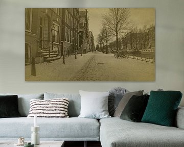 Oude retro foto van besneeuwd  Amsterdam in de Jordaan in Nederland van Eye on You