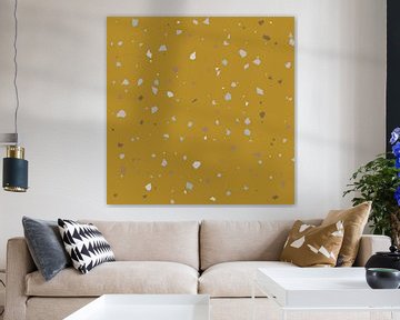 Abstract Terrazzo behang in pastel oker, grijs en bruin. van Dina Dankers