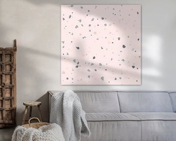 Abstract Terrazzo behang in pastel roze en grijs. van Dina Dankers