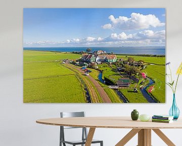 Vue aérienne de maisons près de Marken, sur l'IJsselmeer, aux Pays-Bas. sur Eye on You