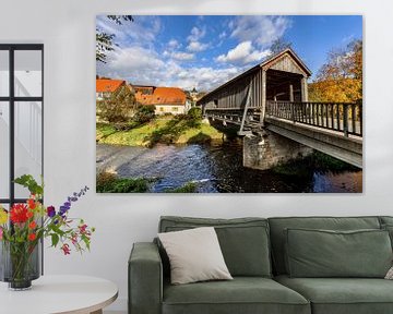 Overdekte houten brug in Buchfart van Dirk Rüter