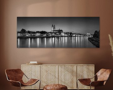 Magdeburg Panorama in der Nacht von Frank Herrmann