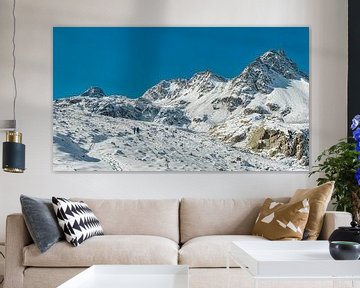 Das schneebedeckte Dischmatal gegen den Scalettapass, Bocktenhorn, Dürrboden, Graubünden, Schweiz von Rene van der Meer