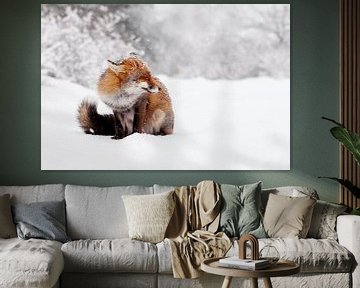 Fuchs in einem verschneiten Winterwunderland von Roeselien Raimond