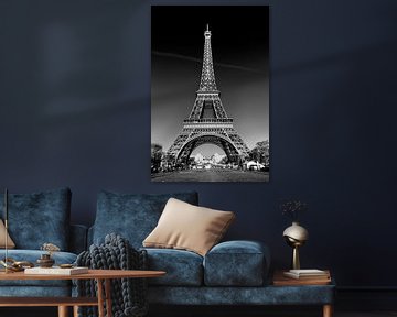 Eiffel Tower * PARIS (monochrome) by Sascha Kilmer