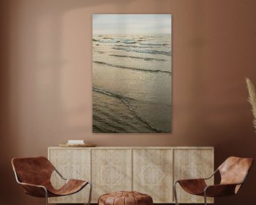 Vue sur la mer avec les vagues du surf sur Ameland sur Karijn | Fine art Natuur en Reis Fotografie