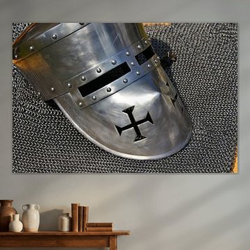 Ritterhelm auf Kettenhemd