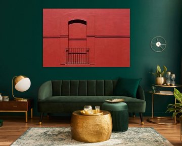 Rood huis detail | Diep rood | Monochroom |  Mexico | Oaxaca | reisfotografie print van Kimberley Helmendag