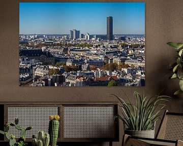 Vue sur des bâtiments modernes et historiques à Paris, France sur Rico Ködder