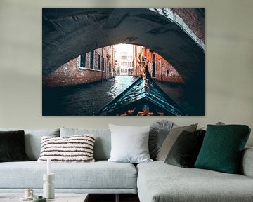 The tunnels of Venice by Leon Weggelaar