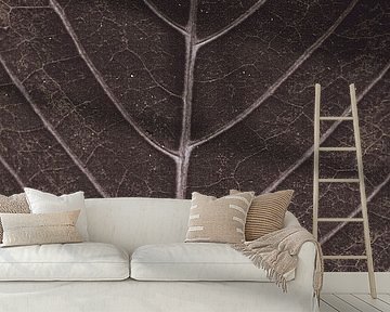 Veins brown top with vintage look by Denise Tiggelman