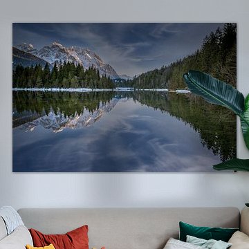 Reflection at the Isar reservoir.