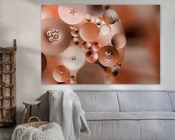 Circles in a circle, in shades of brown and champagne color by Marjolijn van den Berg