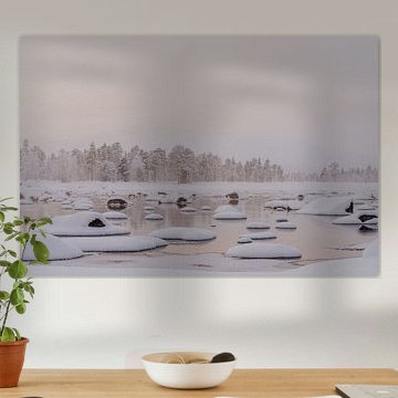 Paysage hivernal enneigé en Laponie suédoise