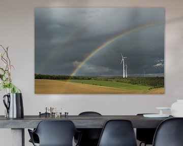 Regenboog boven windturbine van AK - Night and Day Photography