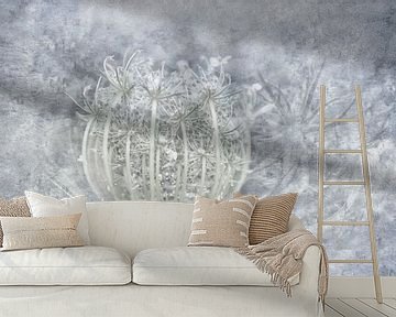 Creatief met Wilde peen - Fine Art foto schilderij -in Zilver kleur van Marianne van der Zee