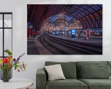 Antwerp Central Station by Dennis Donders