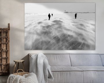 Vue dramatique de la plage de Scheveningen pendant la tempête Eunice (19-02-2022) sur Jolanda Aalbers
