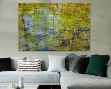 Still water with aquatic plants by Peter de Kievith Fotografie