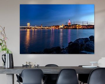 Skyline von Kampen am Fluss IJssel, Abendansicht von Sjoerd van der Wal Fotografie