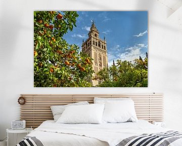 Kathedraal en sinaasappels, Sevilla van Peter Schickert