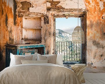 Verlassenes Haus mit schöner Aussicht. von Roman Robroek – Fotos verlassener Gebäude