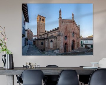 Kerk in centrum van Mombaruzzo, Piemonte, Italië