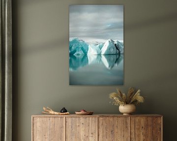 Icebergs floating  in the Jokulsalon glacier lagoon in Iceland by Sjoerd van der Wal Photography