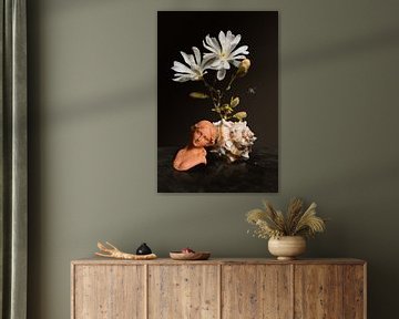 Nature morte d'une fleur de magnolia royal sur Flower artist Sander van Laar