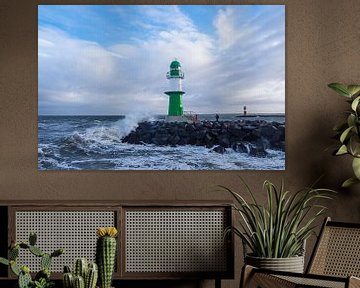 Pier aan de Oostzeekust in Warnemünde van Rico Ködder