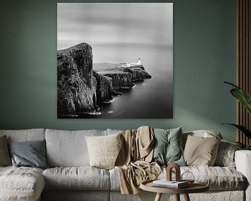 Neist Point Leuchtturm in Schwarz und Weiß von Henk Meijer Photography